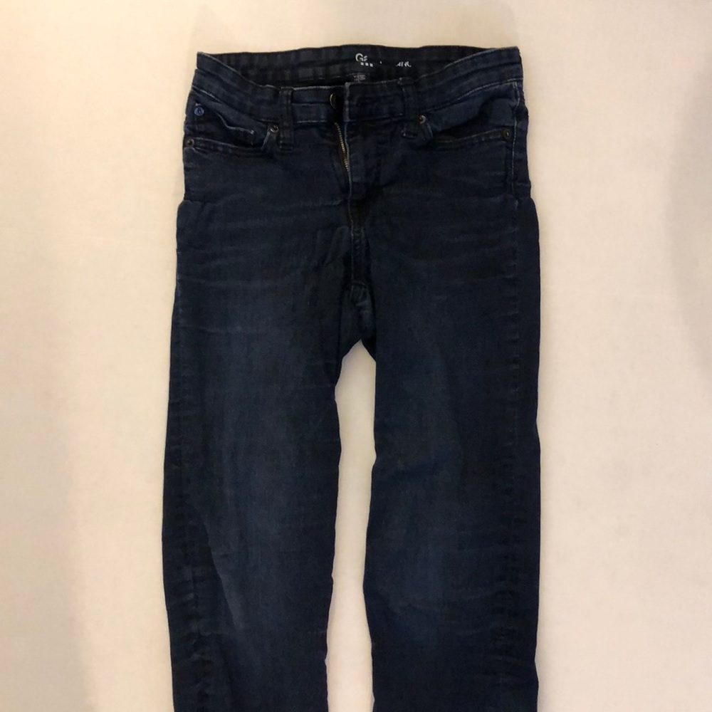2/26 R GAP dark wash jeans